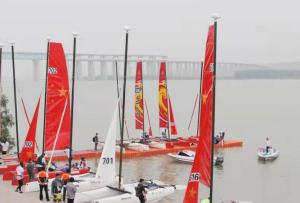 競帆黃河！首屆三門峽“黃河船奇”帆船公開賽起航